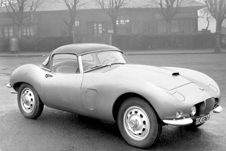  Arnolt-Bristol Deluxe Roadster 1953 года  (фото 16 из 32)